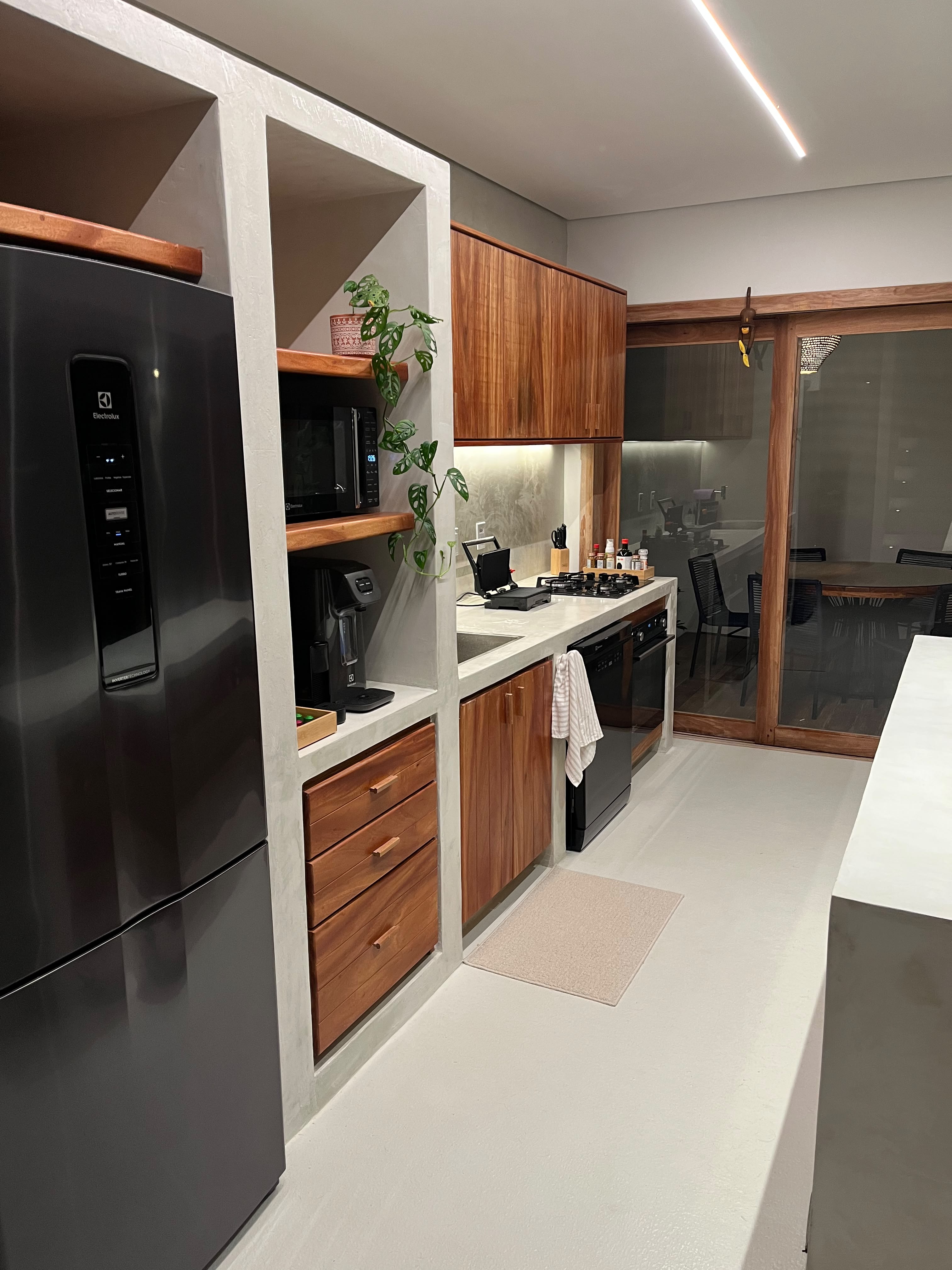 Cozinha completa da Casa LoVento